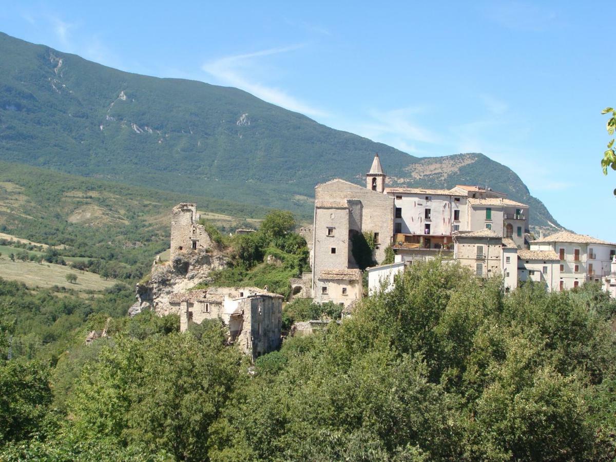 مبيت وإفطار Musellaro Casa Rosa Abruzzo المظهر الخارجي الصورة